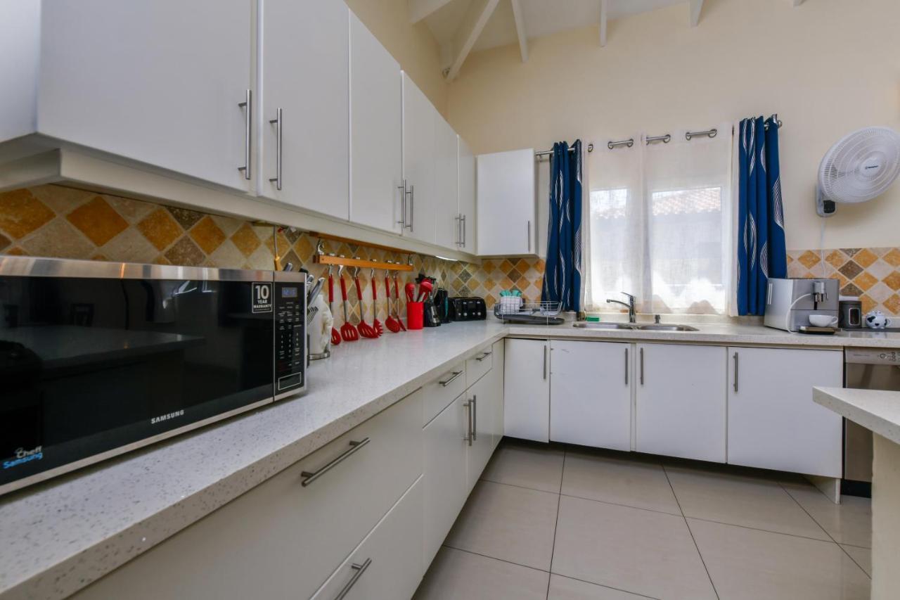 Villa Swiss Paradise With Private Pool Palm Beach Ngoại thất bức ảnh