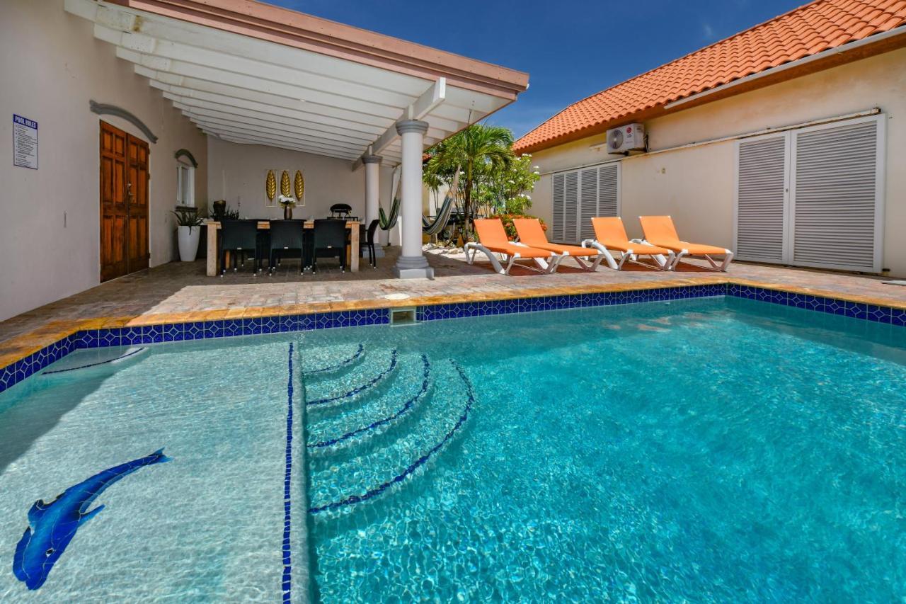 Villa Swiss Paradise With Private Pool Palm Beach Ngoại thất bức ảnh